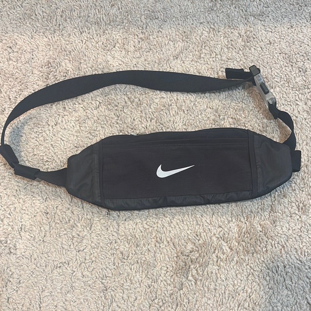 Nike Black Belt Bag with Adjustable Strap and Streamlined Design